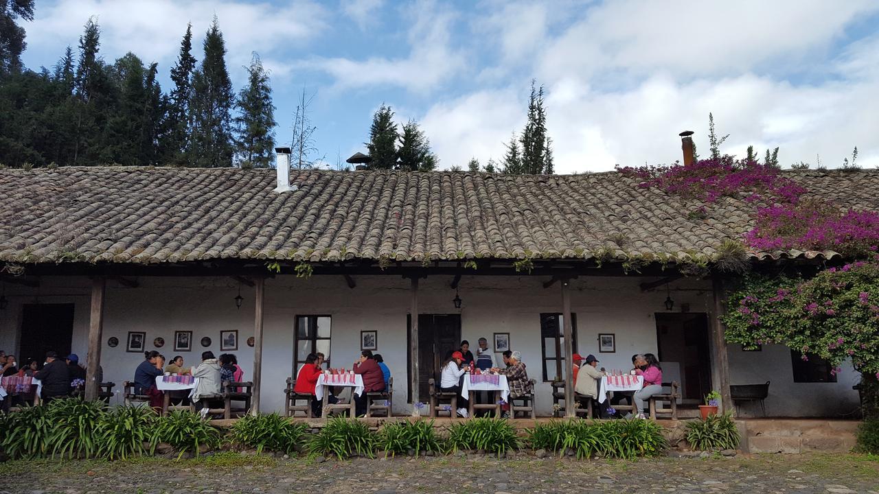 Hacienda Guachala Hotel Cayambe Exterior photo